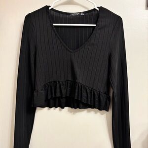 Black Long-Sleeve Crop Top